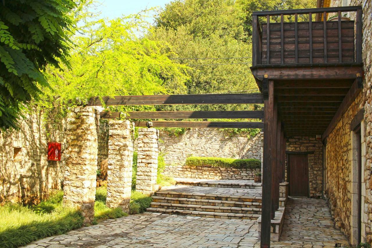Ilakia Apart otel Tholon Dış mekan fotoğraf